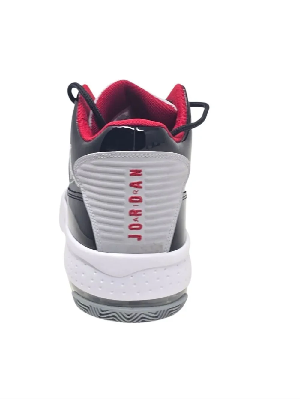 Jordan Men's Max Aura 2 